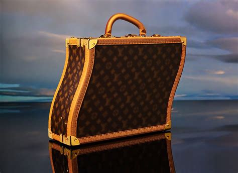 louis vuitton treasure trunks.